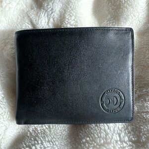 Men’s Black Leather Wallet